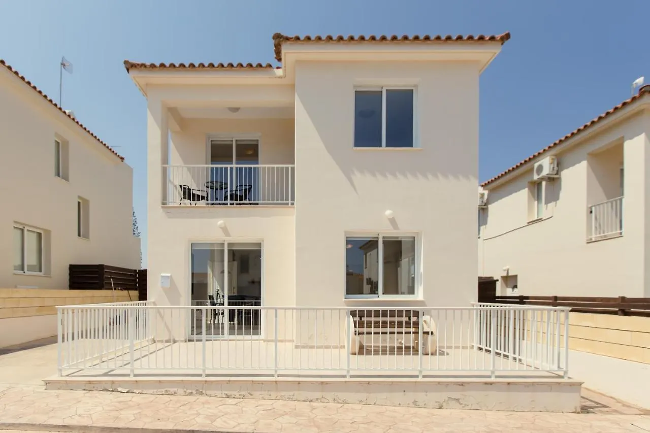Villa Galya Protaras